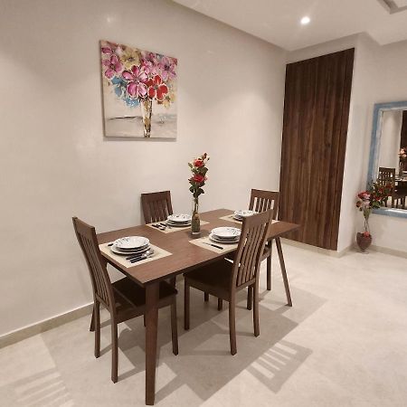 Modern Luxury Retreat: 2-Bedroom Apartment In The Heart Of Marrakech Marakéš Exteriér fotografie
