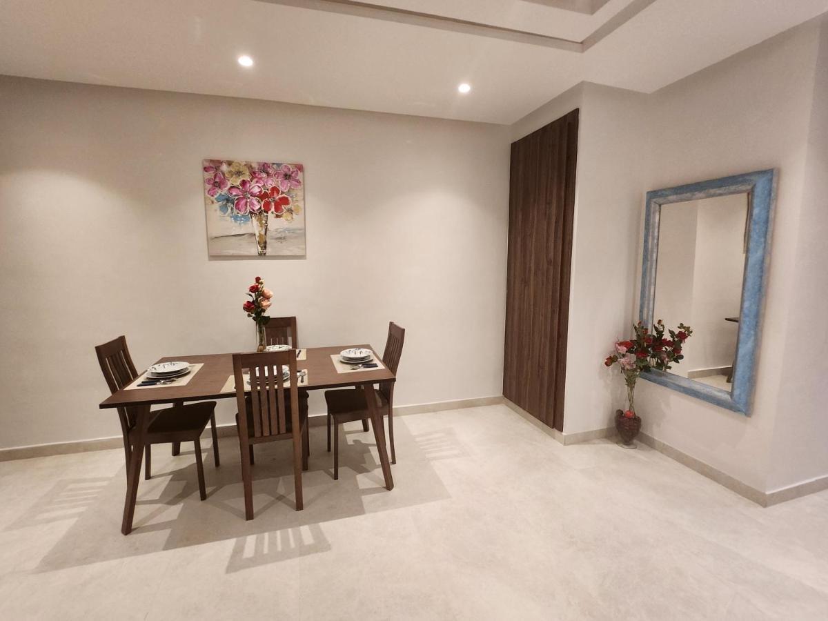Modern Luxury Retreat: 2-Bedroom Apartment In The Heart Of Marrakech Marakéš Exteriér fotografie