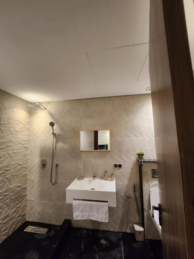 Modern Luxury Retreat: 2-Bedroom Apartment In The Heart Of Marrakech Marakéš Exteriér fotografie